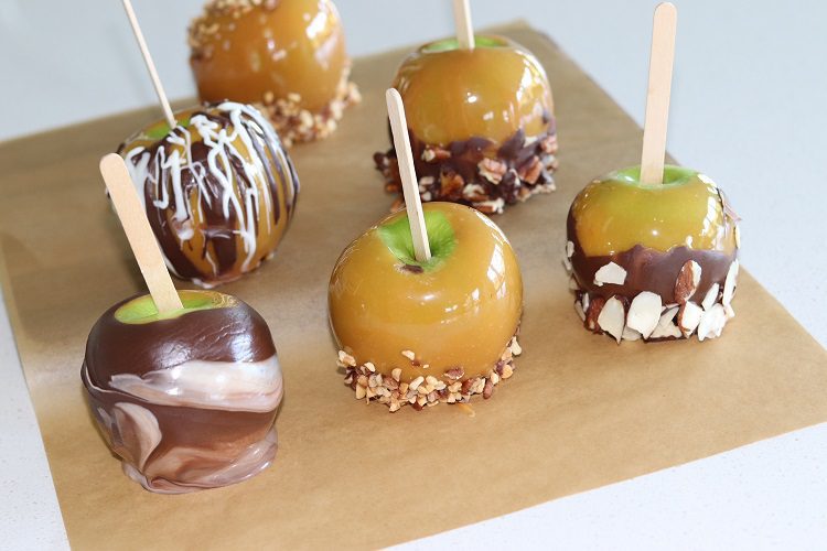 Caramel Apples Decorated